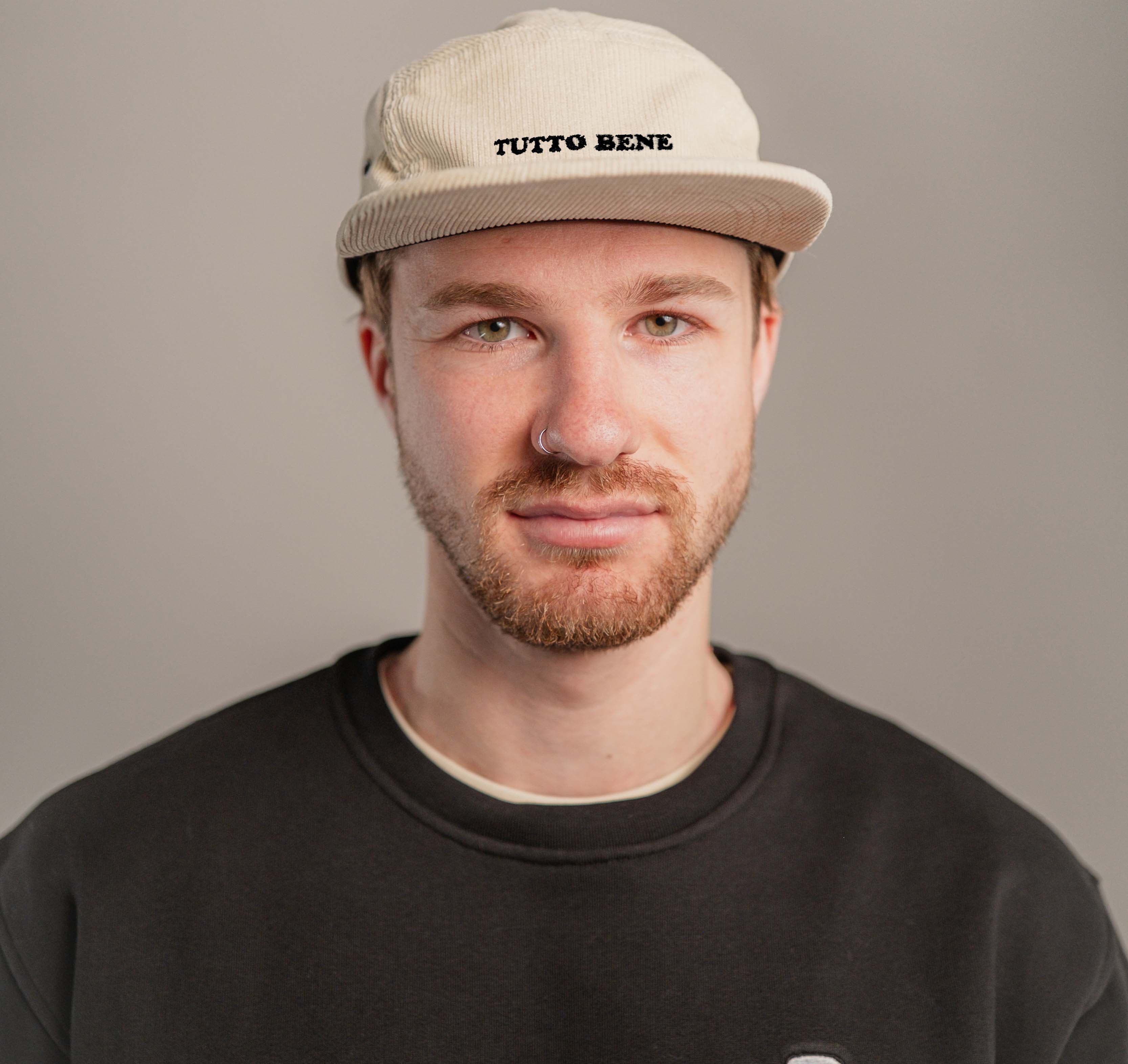 Tutto Bene| Bestickte Bio Baumwoll Cord Cap