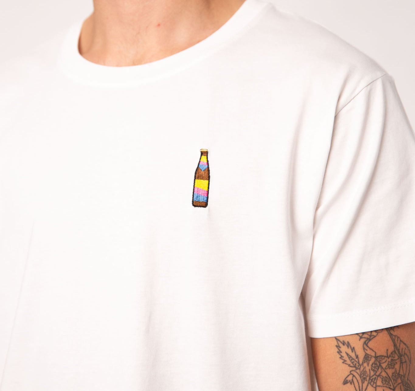 Cola Mix | T-shirt brodé en coton bio unisexe