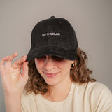 Slip & Relax | Bestickte Bio Baumwoll Cord Cap