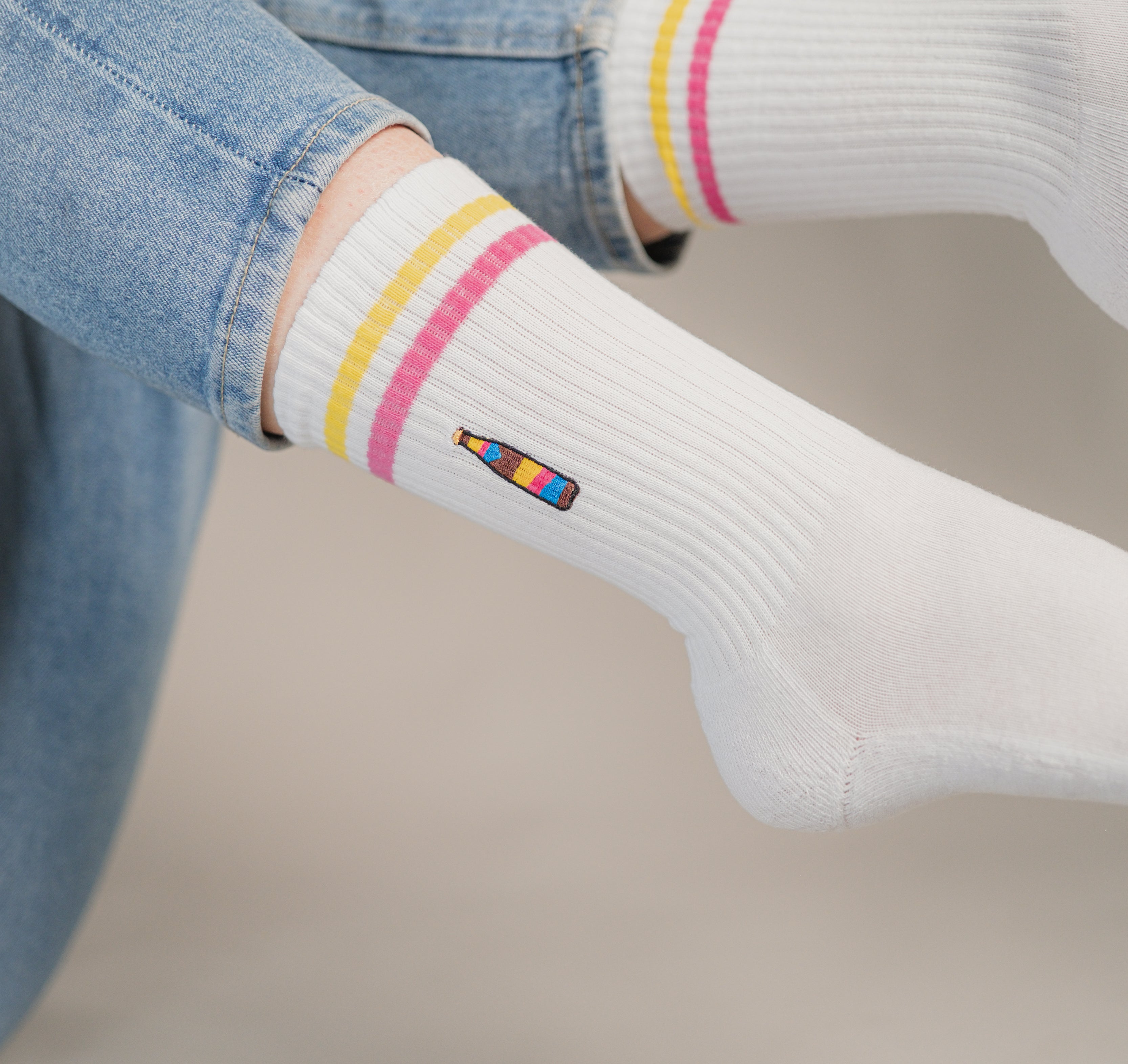 Cola Mix | Chaussettes brodées en coton bio