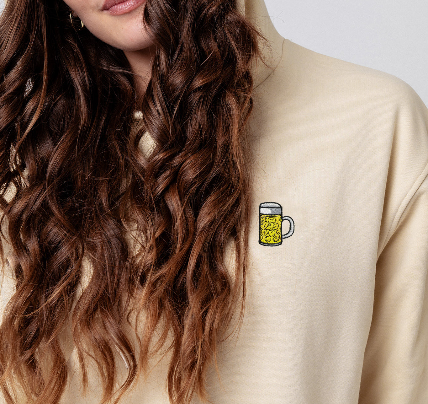 chope | Sweat à capuche en coton bio brodé pour femme