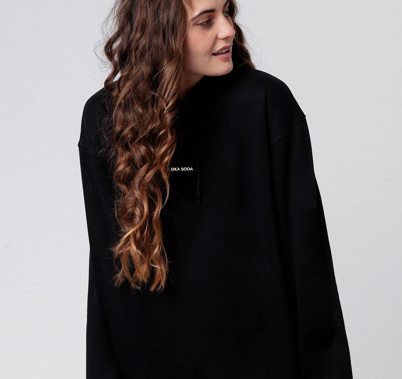 Vodka Soda | Sweat à capuche en coton bio brodé pour femme