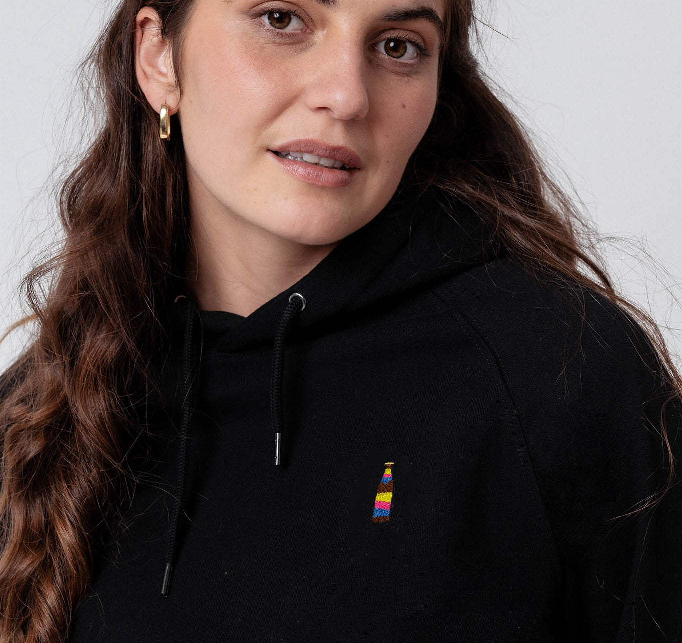 Cola Mix | Sweat à capuche en coton bio brodé pour femme