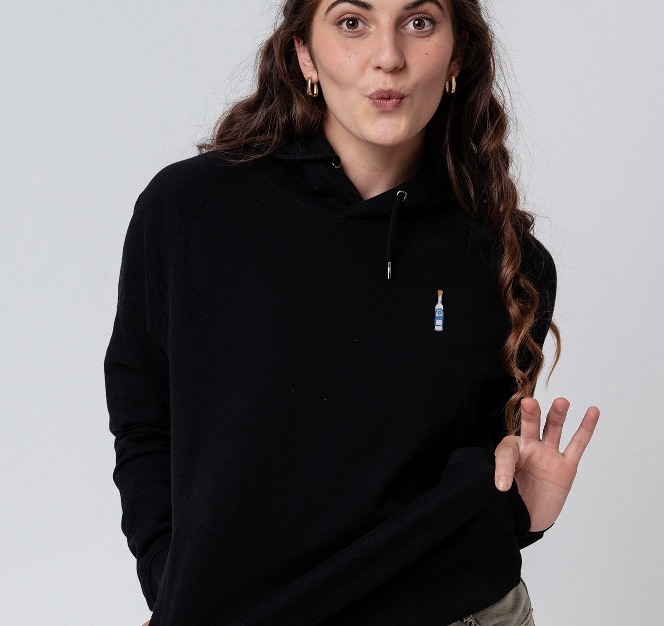 Ouzo | Sweat à capuche en coton bio brodé pour femme