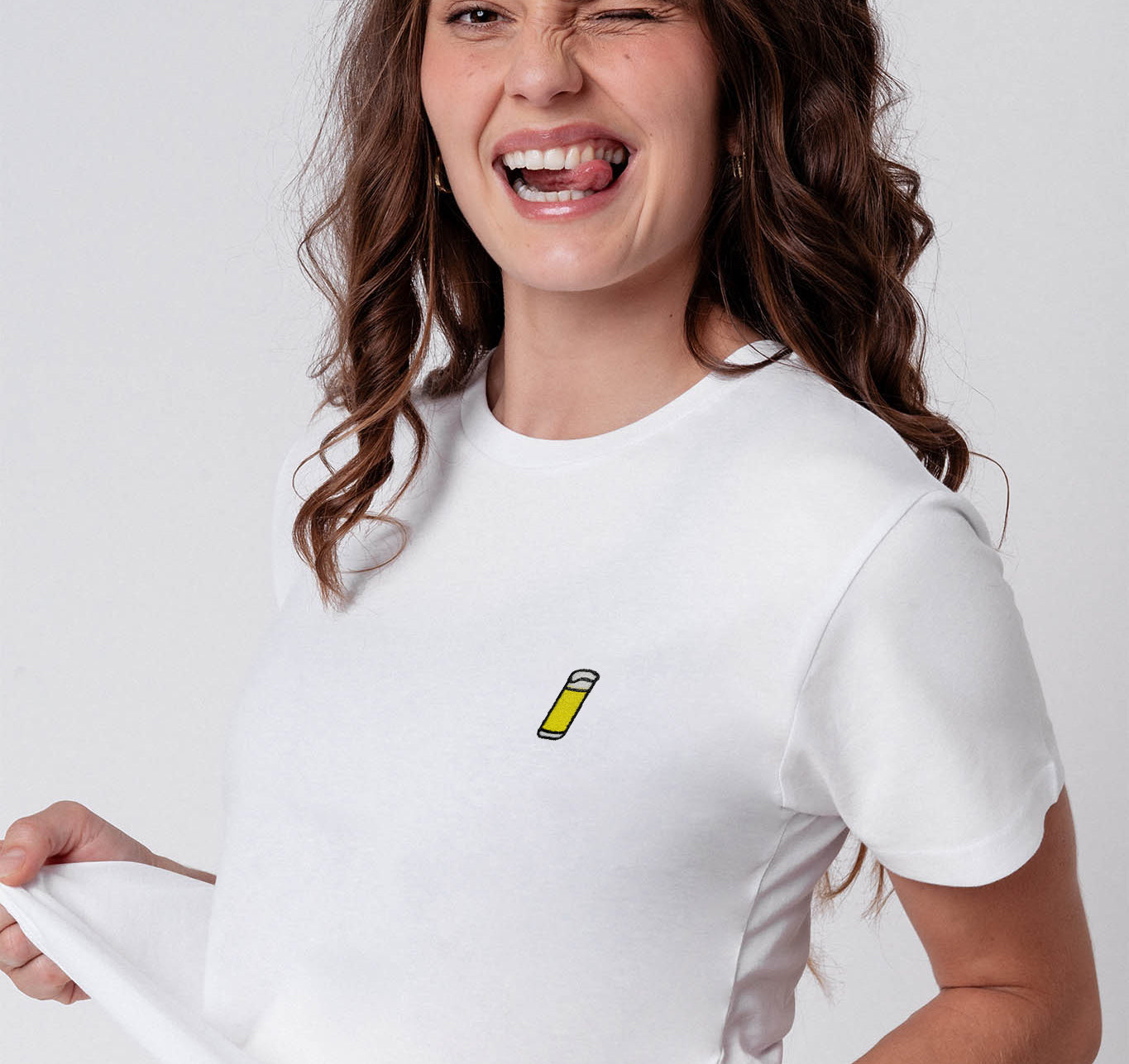 Kölsch | T-shirt brodé en coton bio pour femmes