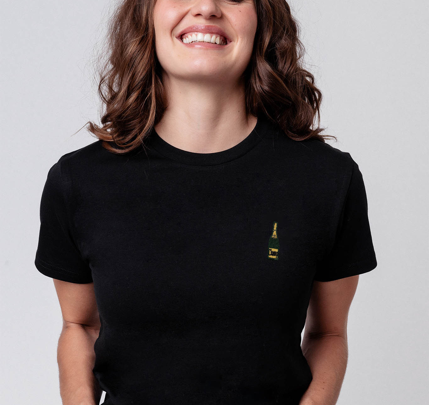 Champagne | T-shirt brodé en coton bio pour femmes
