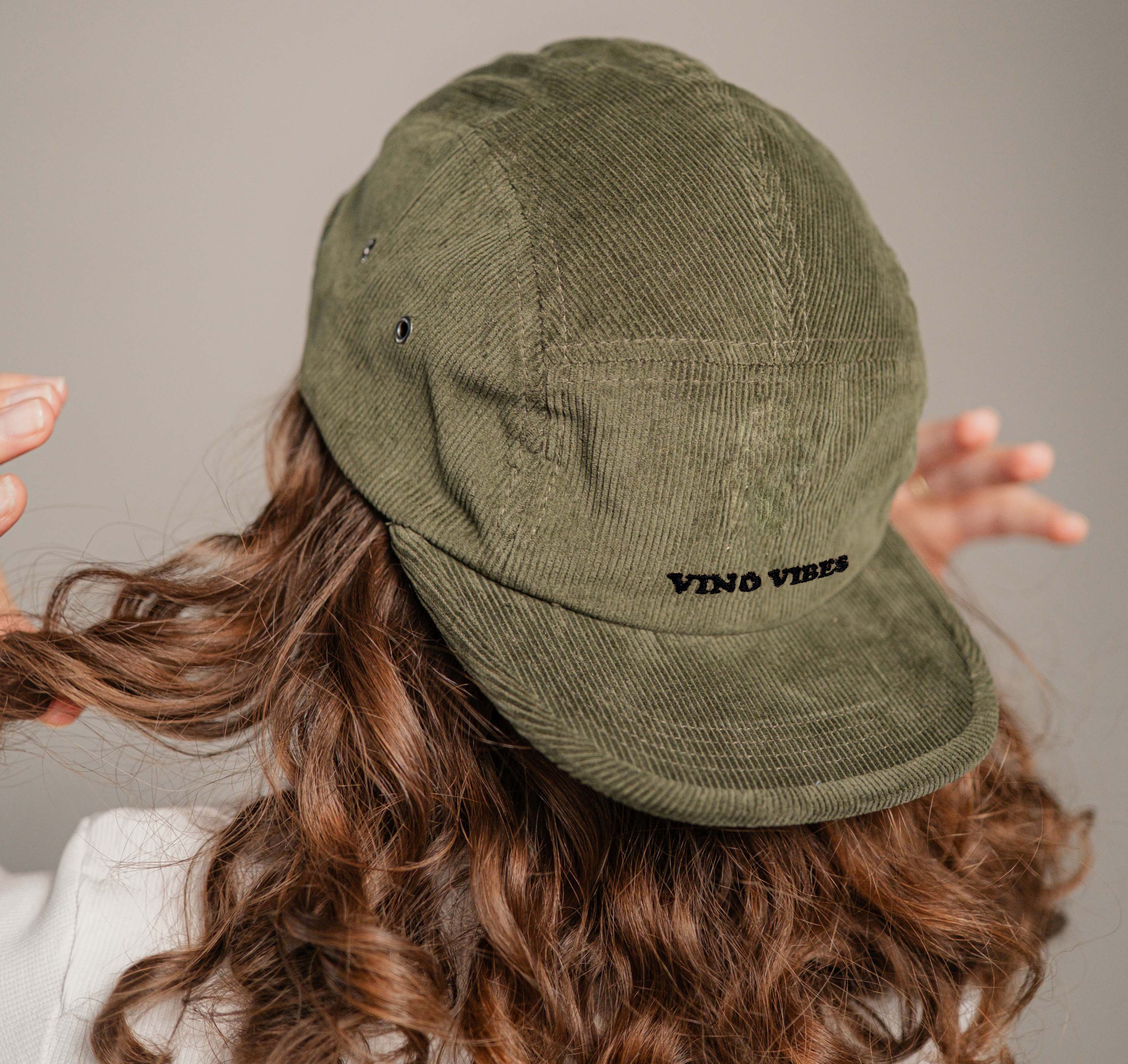 Very Disco  | Bestickte Bio Baumwoll Cord Cap
