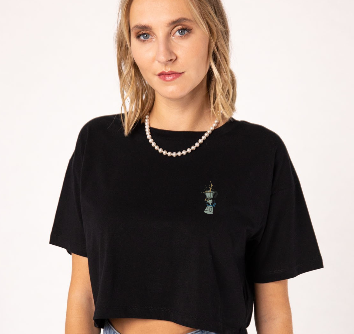 Espressokocher Boom | Besticktes Bio Baumwoll Cropped T-Shirt